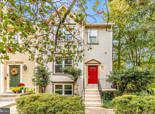 1 Kinsman View Cir, Silver Spring, MD 20901