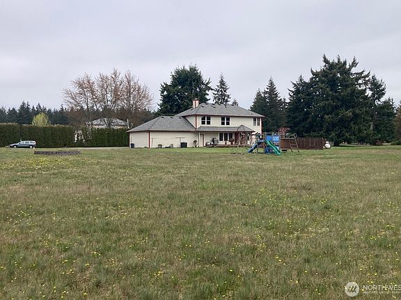 5th image of 2726 263rd Street Ct E