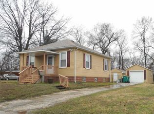 2816 Pershing Blvd, Granite City, IL 62040