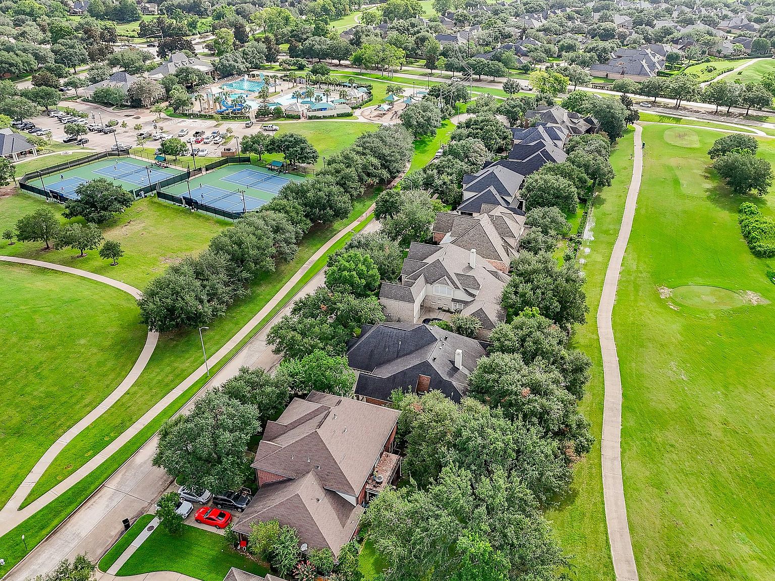 9610 Oakland Lake Way