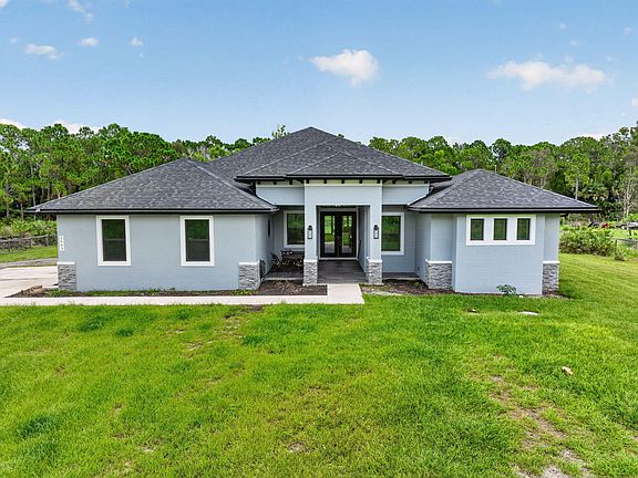 3rd image of 2643 Dyer Road