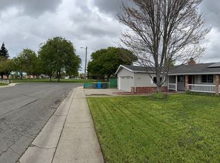 1203 Woodworth Ave, Yuba City, CA
