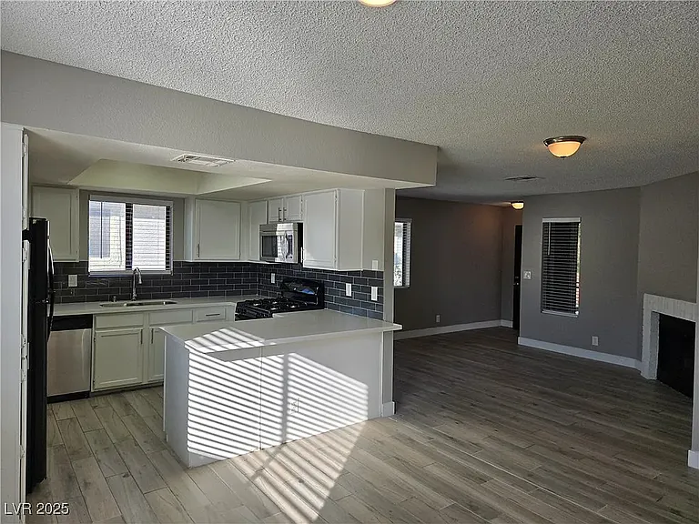 6743 W Charleston Blvd #4 — Photo 14