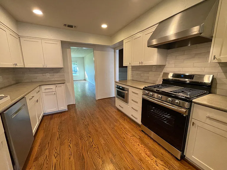 3543 Jubilee Trl — Photo 5