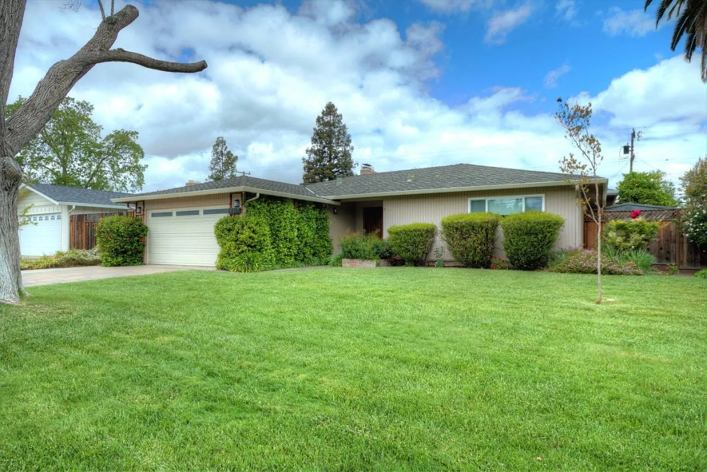 18367 Baylor Ave photo 1