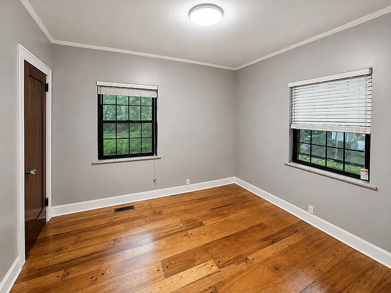 823 Overlook Ave — Photo 9