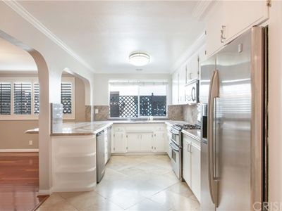 14106 Dickens St APT 104, Sherman Oaks, CA, 91423