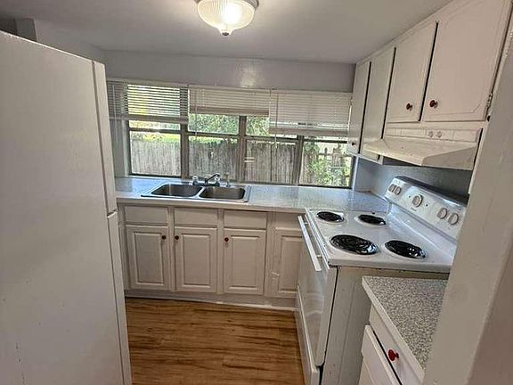 2nd image of 7661 Bentwillow Dr #7703