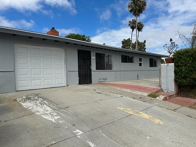 1st image of 2030 Canyon Dr