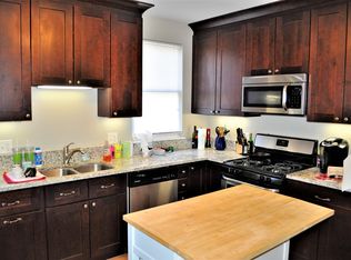 335 Burkhardt Ct #1, Forest Park, IL 60130