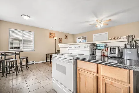 389 Sunnyside Cir — Photo 13
