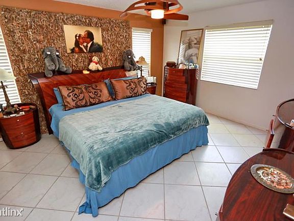 5th image of 1395 SW 27th Ave APT 201