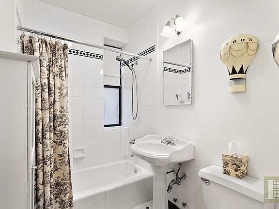 5th image of 1405 8th Ave APT 1B