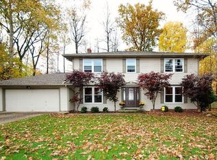 28630 Naylor Dr, Solon, OH 44139