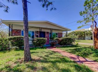 9346 2nd St N, Saint Petersburg, FL 33702