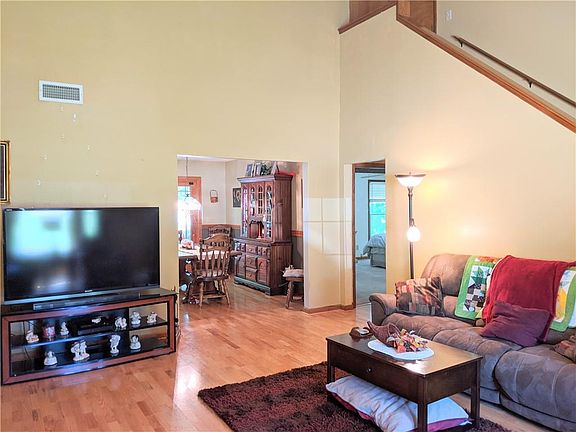 4th image of 5560 Dorsett Shoals Ln