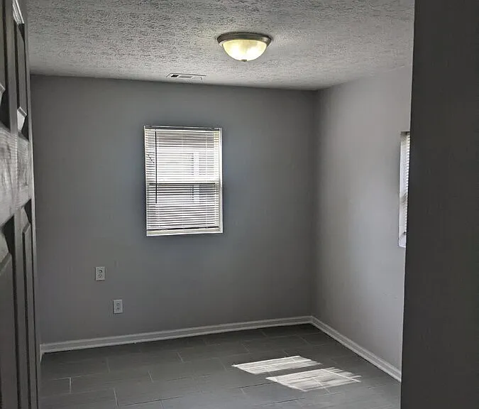 6136 Nimitz Dr — Photo 5