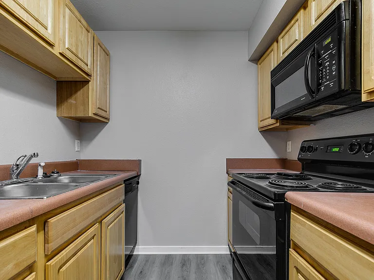 3528 E Richmond Rd #15 — Photo 15