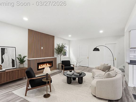 4th image of 20426 Picadilly Rd