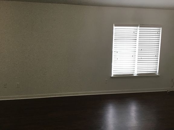 3rd image of 5717 Village Pond Cir