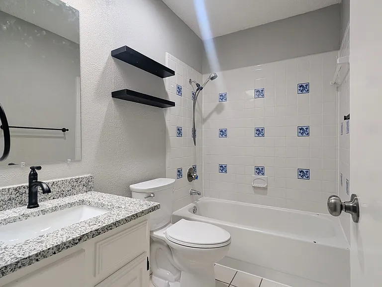 7317 Misty Meadow Dr S — Photo 15