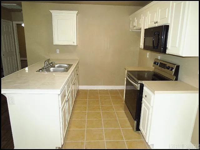 262 Glenna Ln — Photo 5