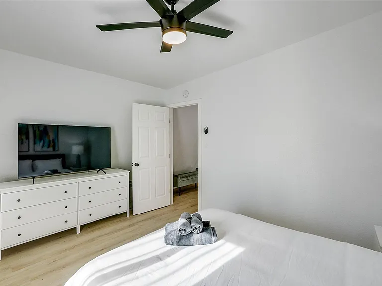 211 Goodson Way — Photo 30
