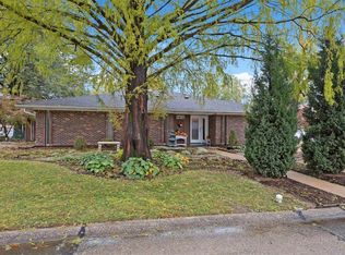 1402 Potomac Dr, Belleville, IL 62221