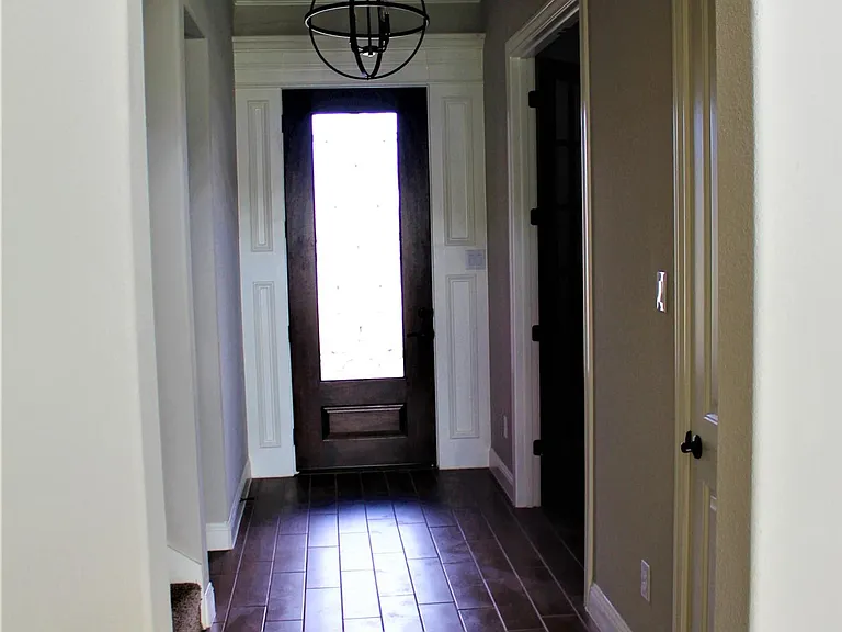2404 Wills Way Dr — Photo 22