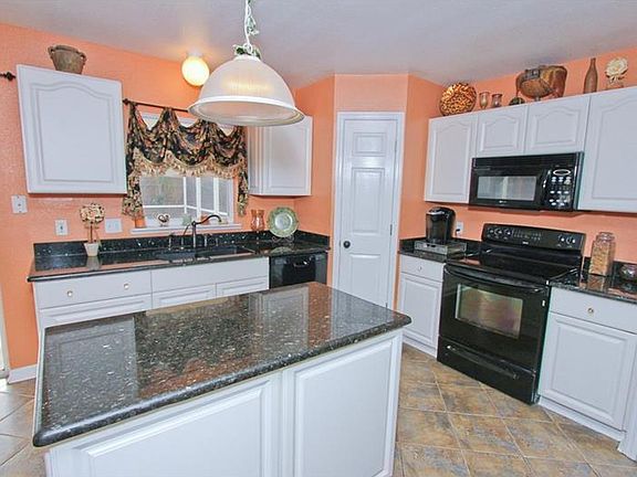 5th image of 906 Turnstone Ln