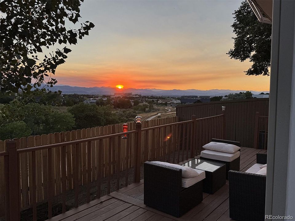1st image of 556 Longfellow Lane