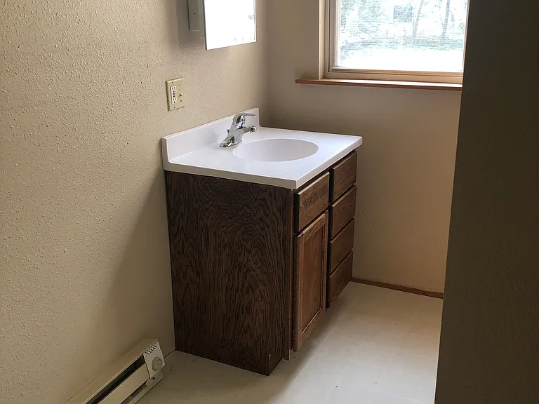 17 S Main St #3 — Photo 5