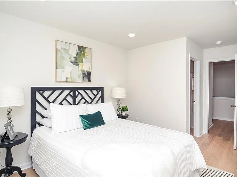 4553 High Ridge Ct — Photo 30