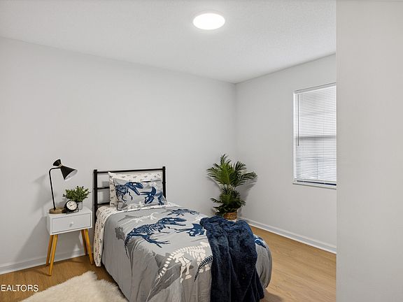 4th image of 3706 Gunnison Way