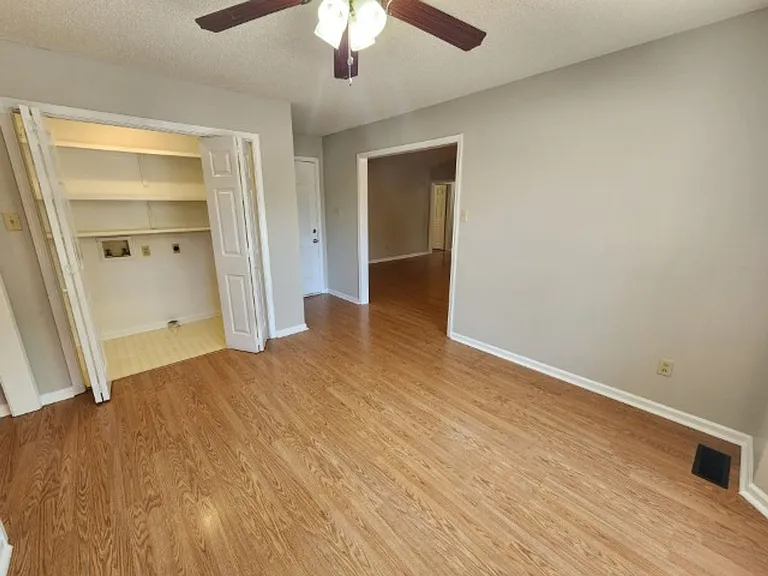 309 Shadow View Dr — Photo 11