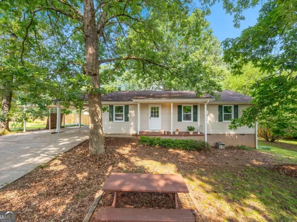 245 Amanda Ct, Stockbridge, GA 30281