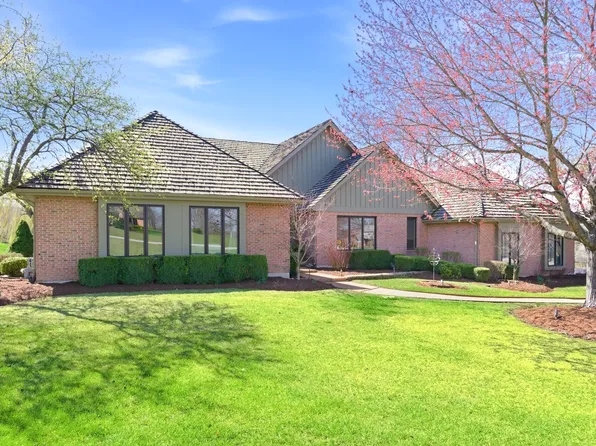 25955 W Timberlake Rd, Barrington, IL 60010
