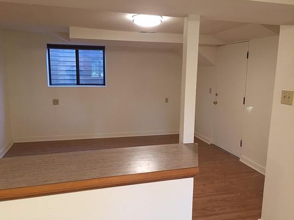 Pass through counter from kitchen