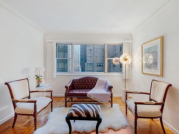 3rd image of 100 W 57th St #19K