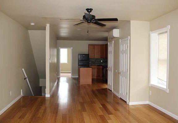 2nd image of 315 W Hansberry St Fl 2nd