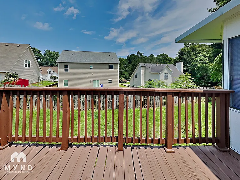 6252 Phillips Lake Cv — Photo 30