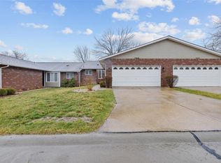 1103 Hunter Ct, Lake Saint Louis, MO
