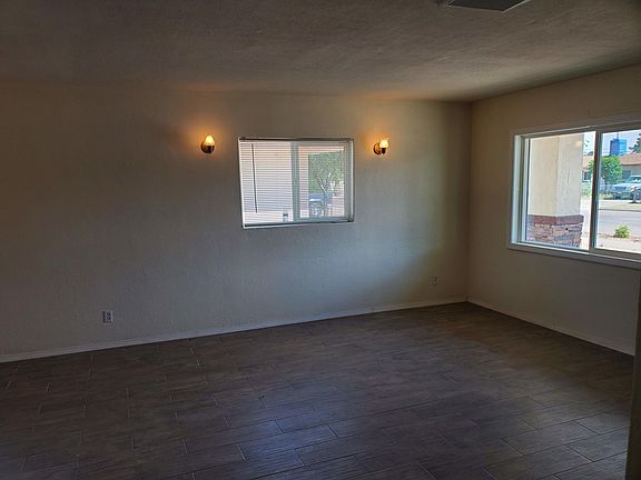 5th image of 4909 Guadalupe Dr