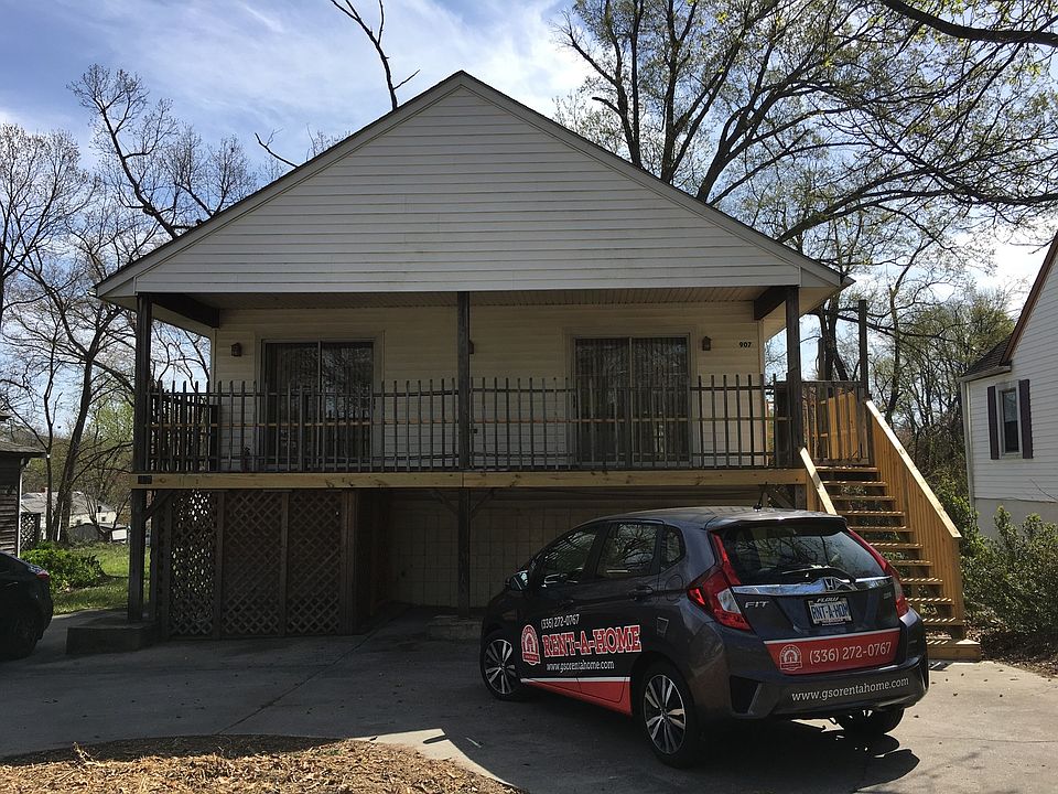 1st image of 907 S Josephine Boyd St
