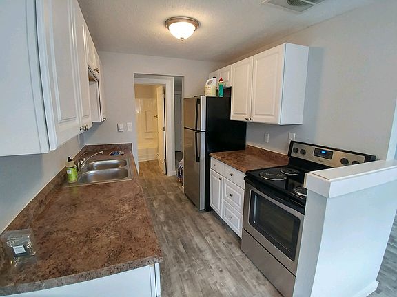 3rd image of 8514 Washington Blvd SW APT 3