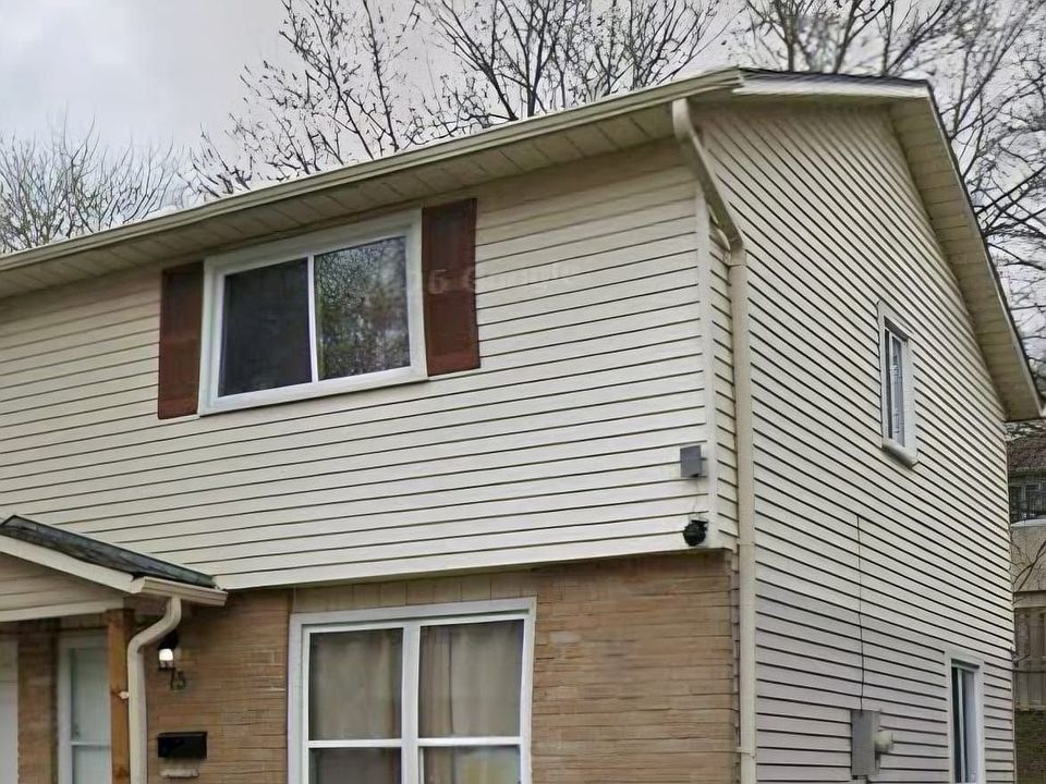 2nd image of 20 Mayfield Ave #13