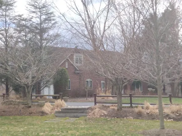 15 Mallard Way, East Greenwich, RI 02818