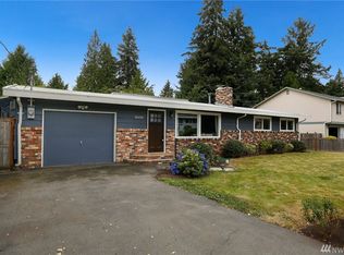 20430 79th Ave W, Edmonds, WA 98026