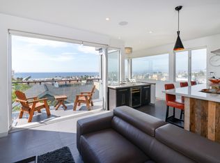 1206 Monterey Blvd, Hermosa Beach, CA 90254