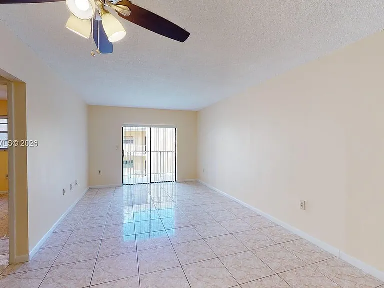 1955 NE 135th St #301 — Photo 5